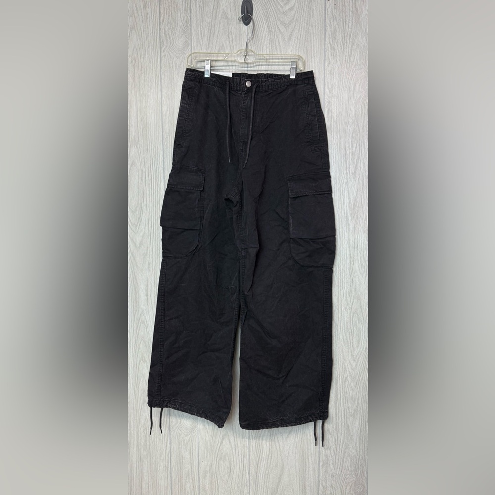H&M Black Wide-Leg Cargo Pants with Drawcord Hem